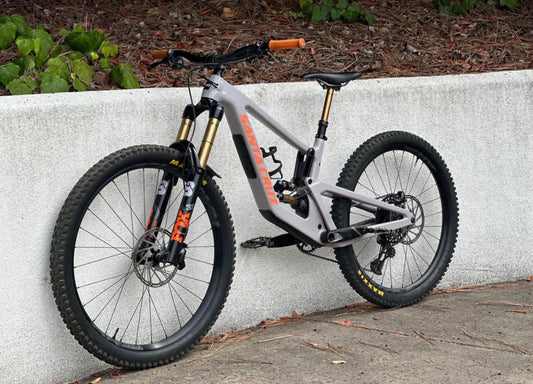 Santa Cruz Nómad R 27.5 Año 2024