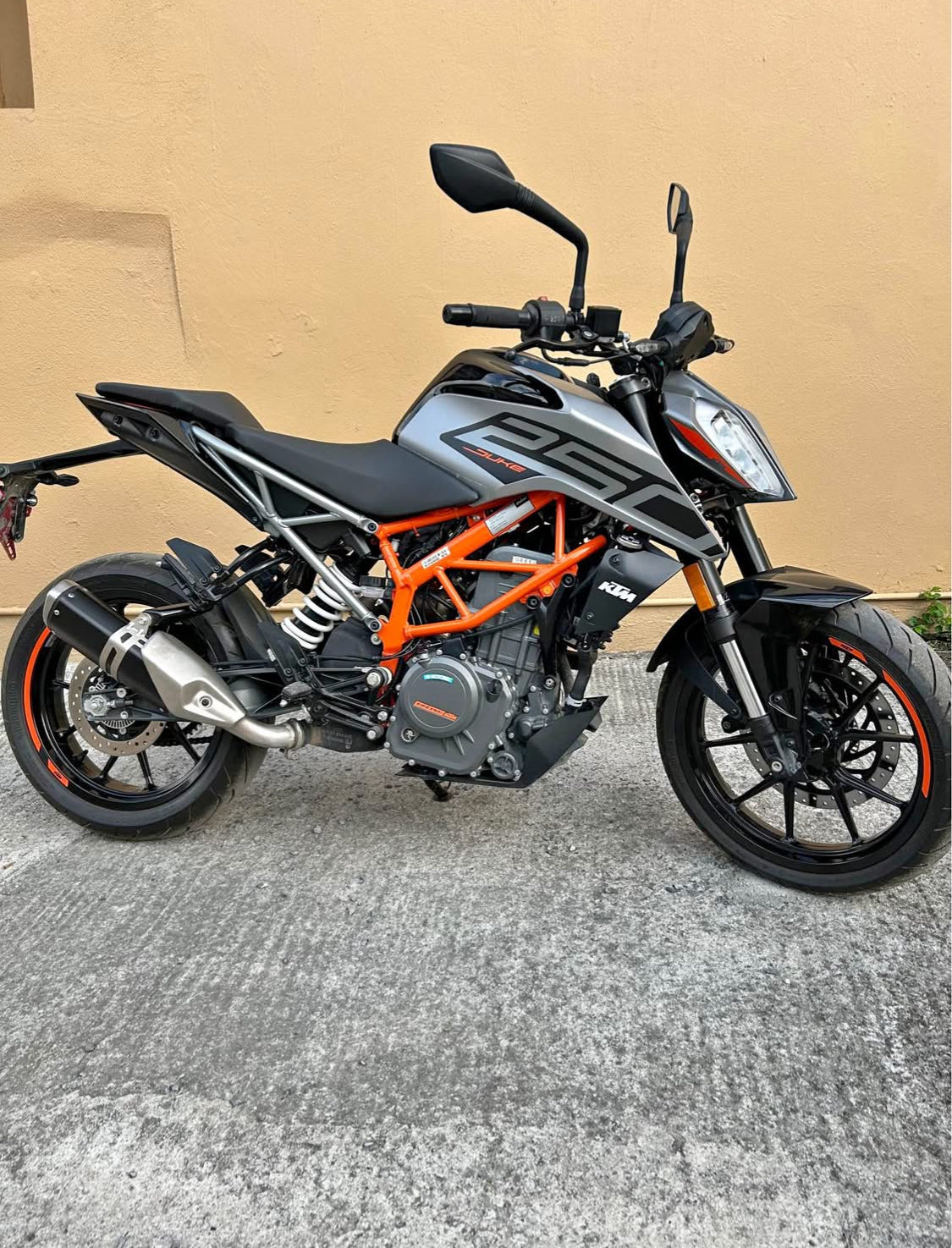 KTM Duke 250 Año 2022