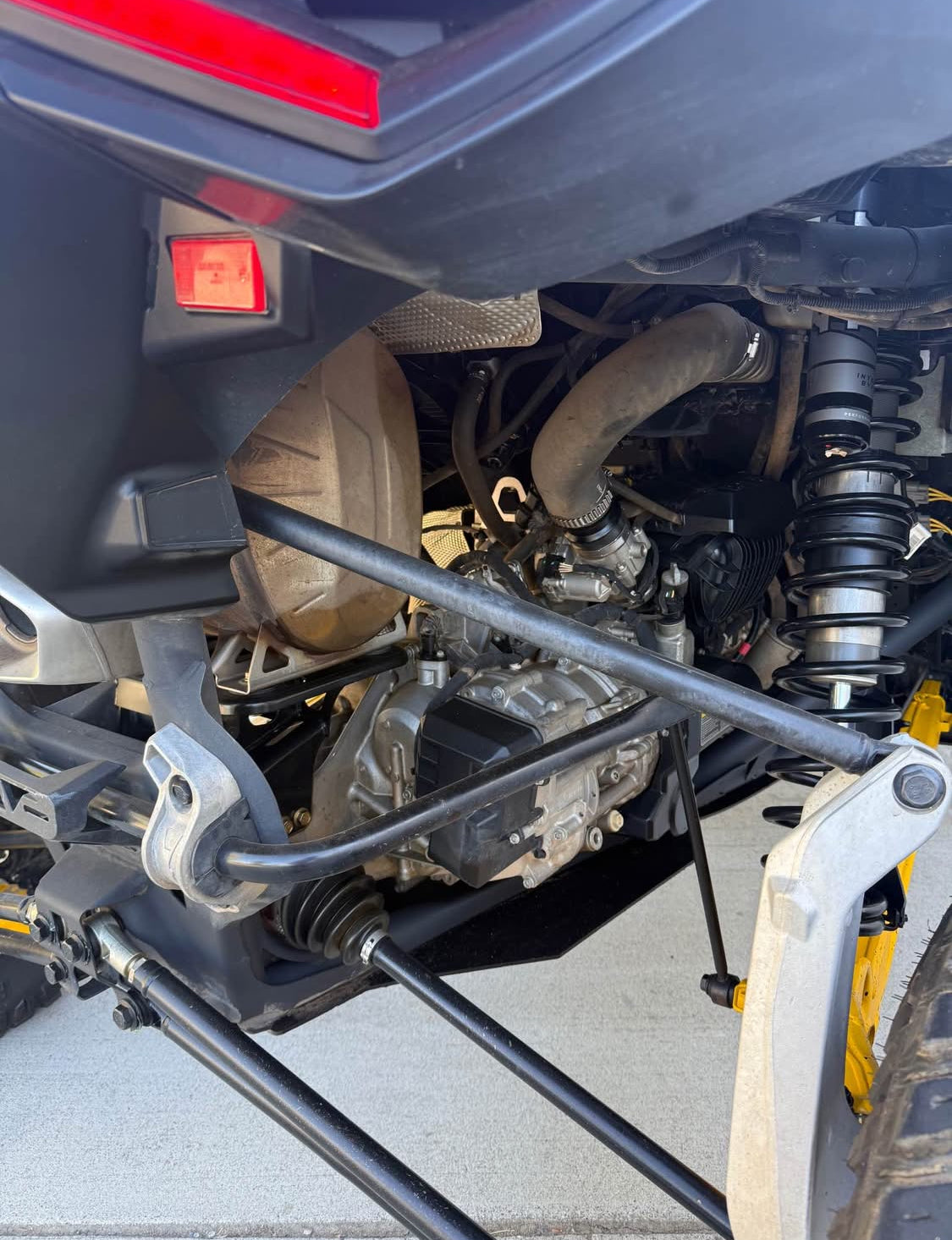 Can-am Maverick R Año 2024