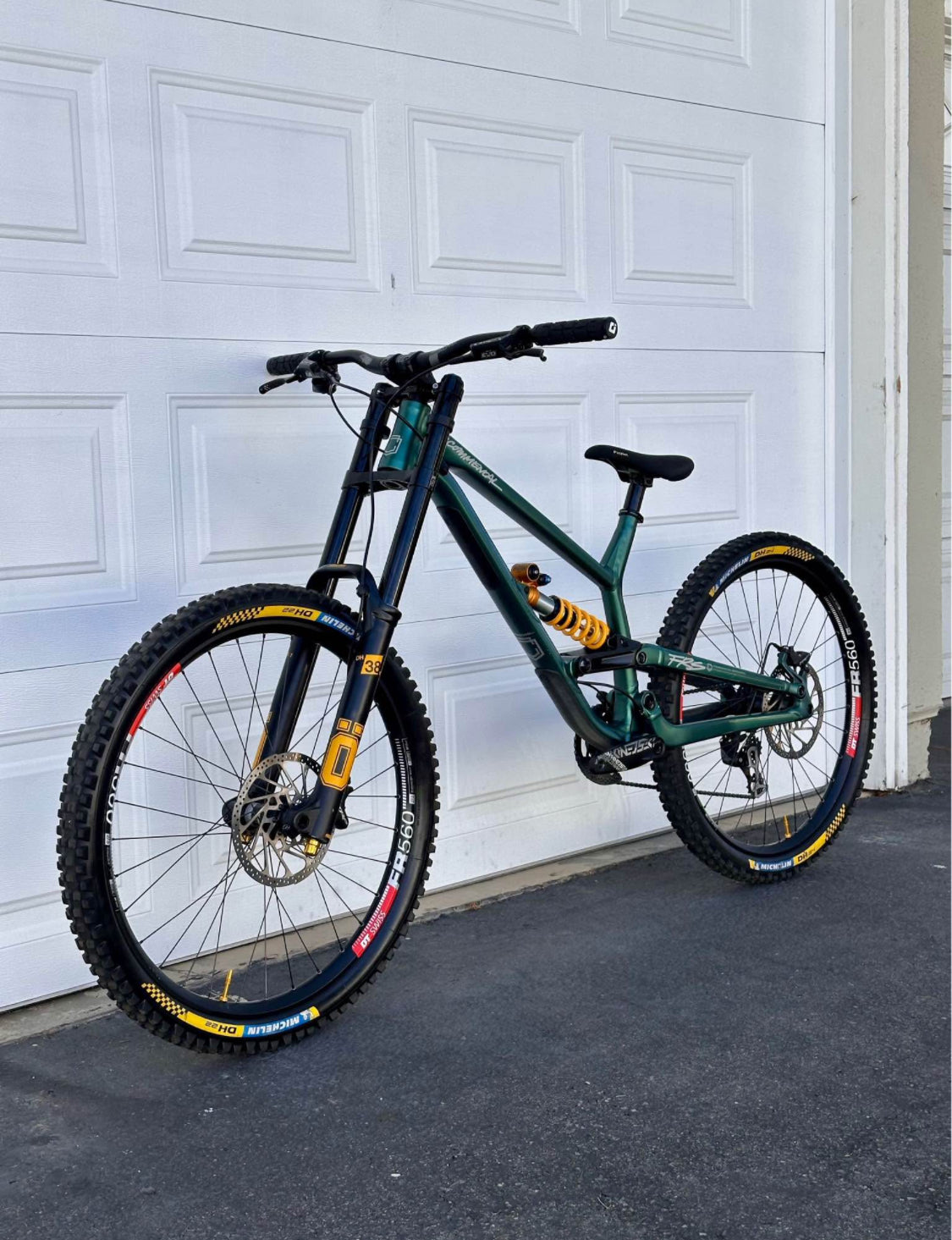 Commencal RFS Edición especial R 27.5 Año 2024