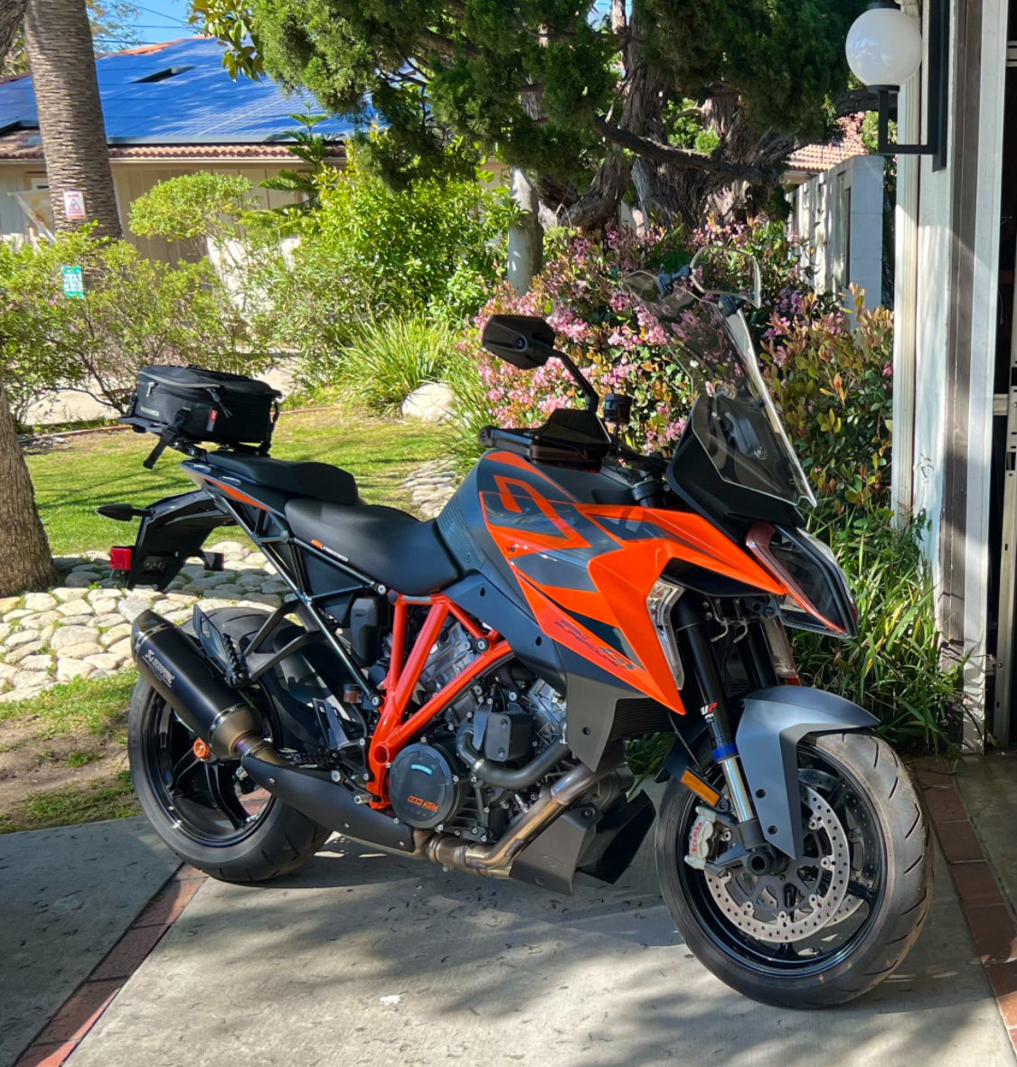 KTM 1290 SuperDuke GT Año 2023