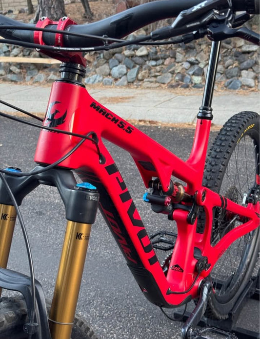 Large Pivot R 27.5 Año 2020