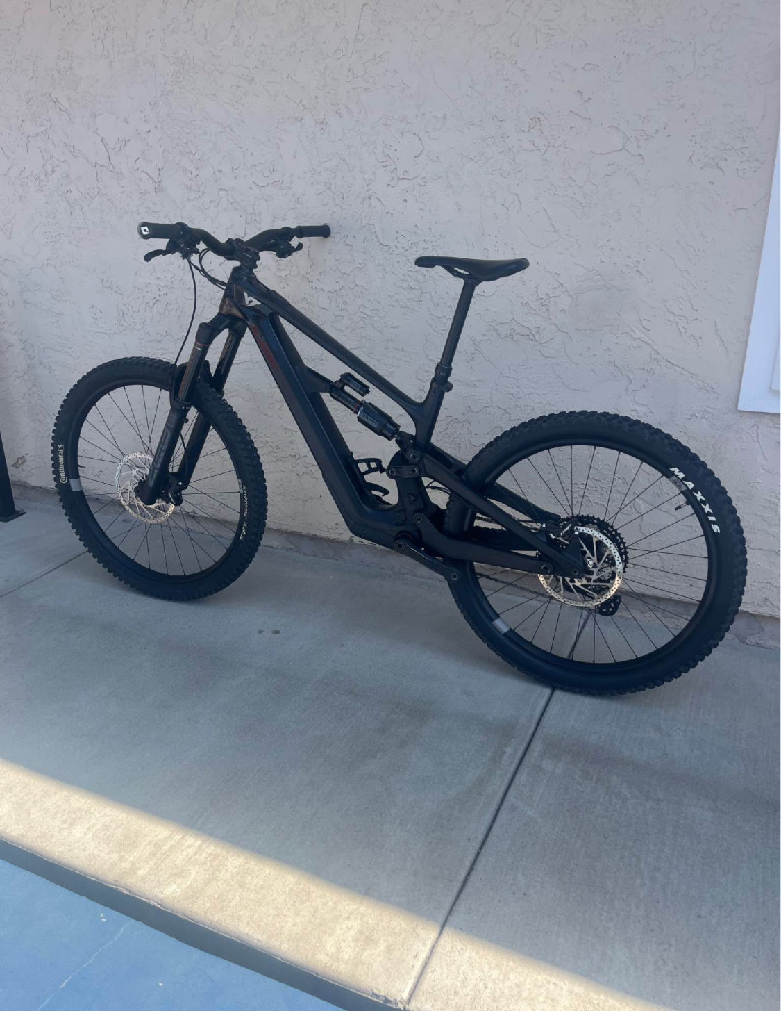 YT Decoy Core 2 R 27.5 Año 2022