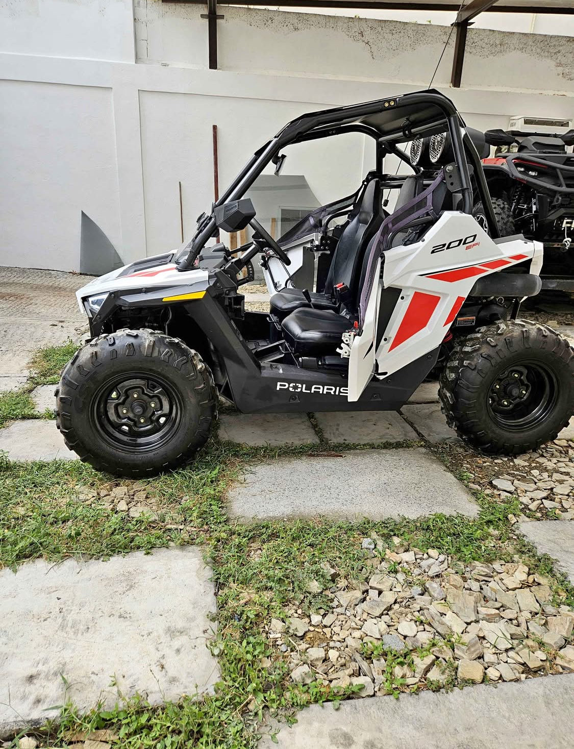 POLARIS RZR EFI 200 Año 2021