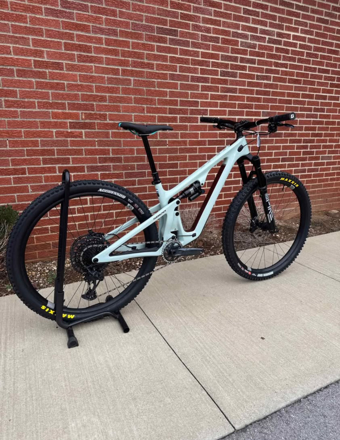 YETI SB120 LR