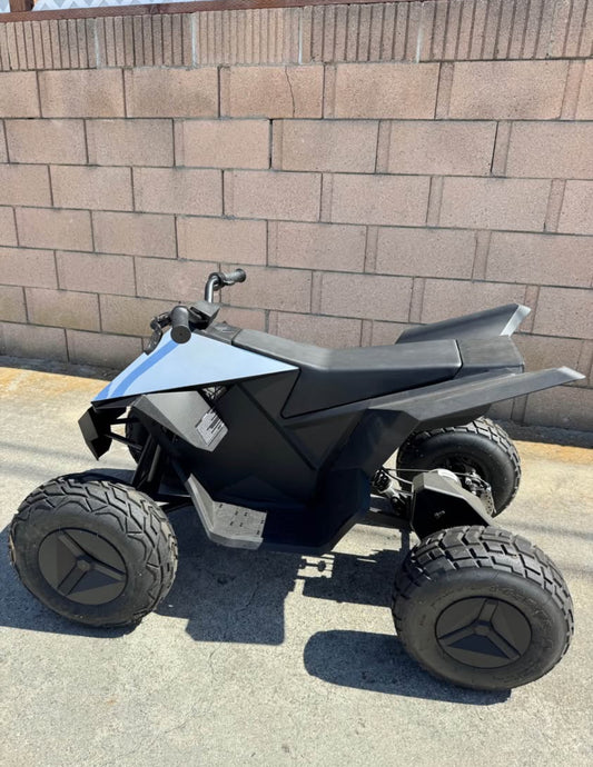 Tesla Cyberquad Año 2024