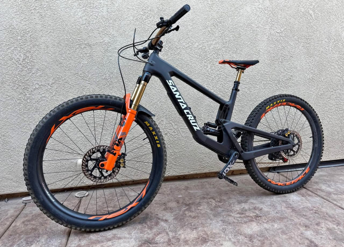 Santa Cruz  Nómad C  R 29  Año 2023