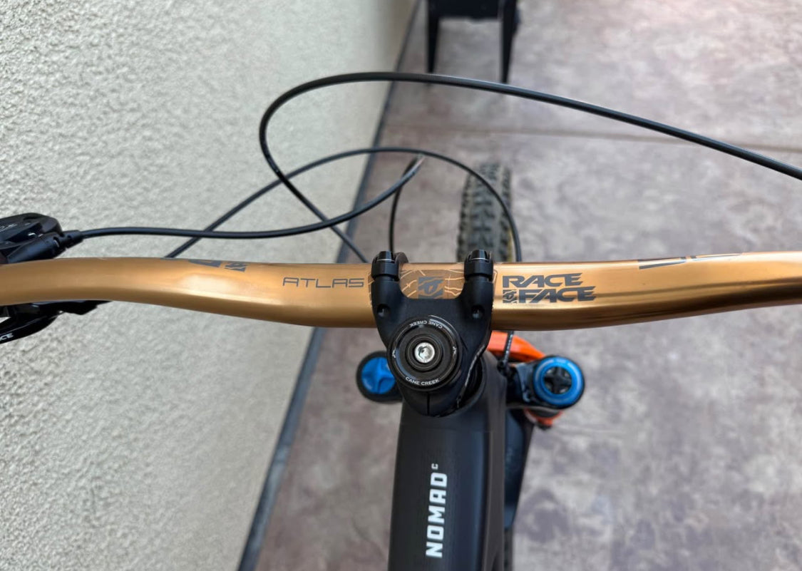 Santa Cruz  Nómad C  R 29  Año 2023