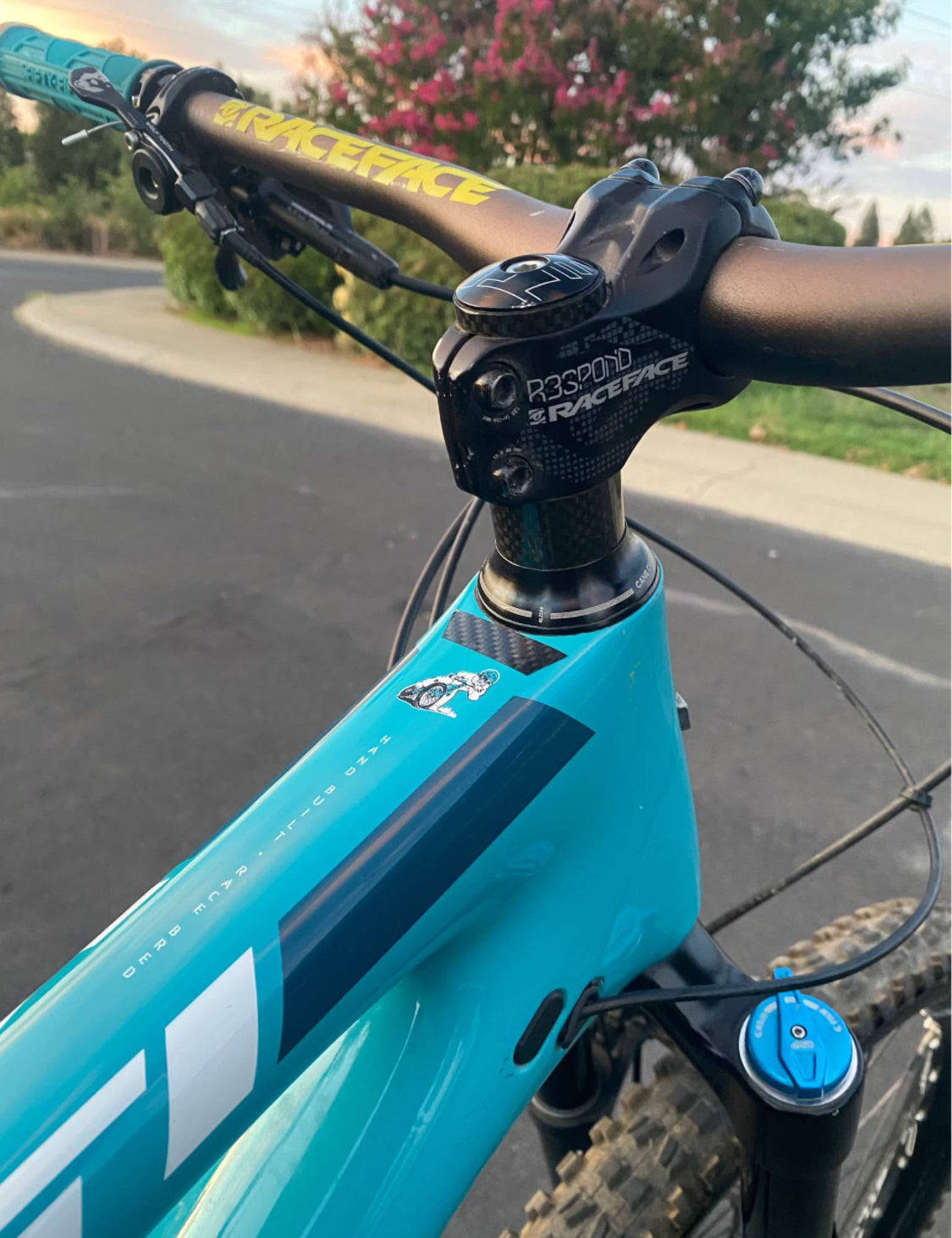 YETI SB6  Carbón  R 27.5  Año 2022