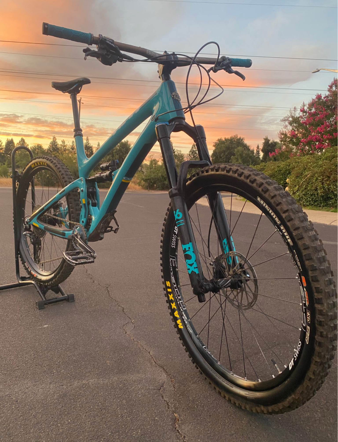 YETI SB6  Carbón  R 27.5  Año 2022