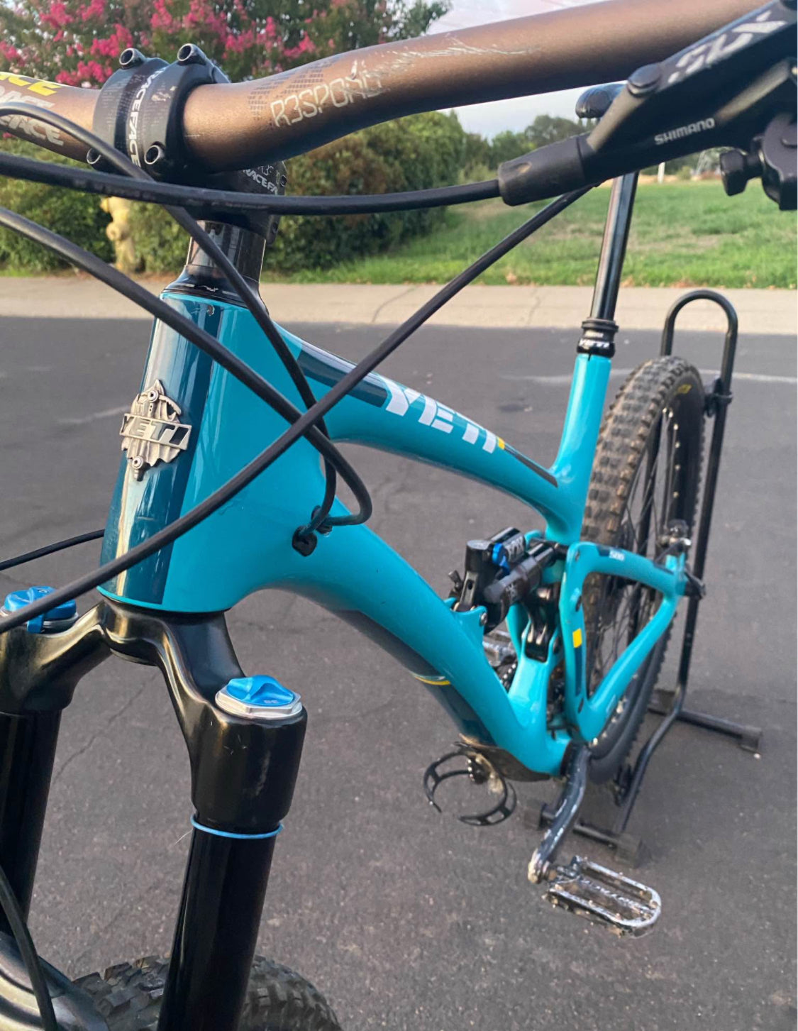 YETI SB6  Carbón  R 27.5  Año 2022