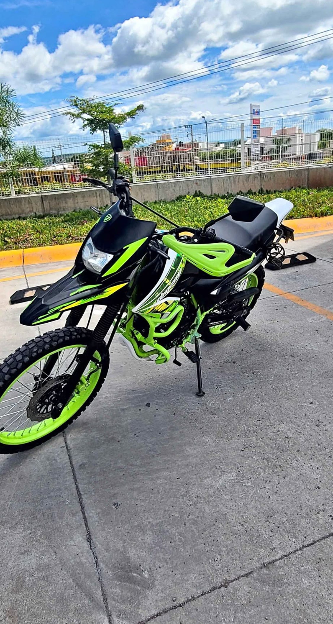 Italika  DM 200 Año 2024