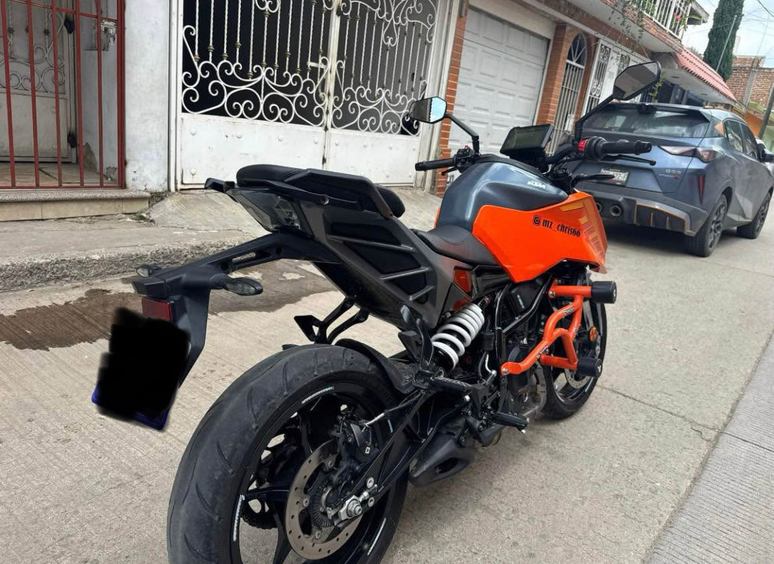 KTM  Duke 250  Año 2024