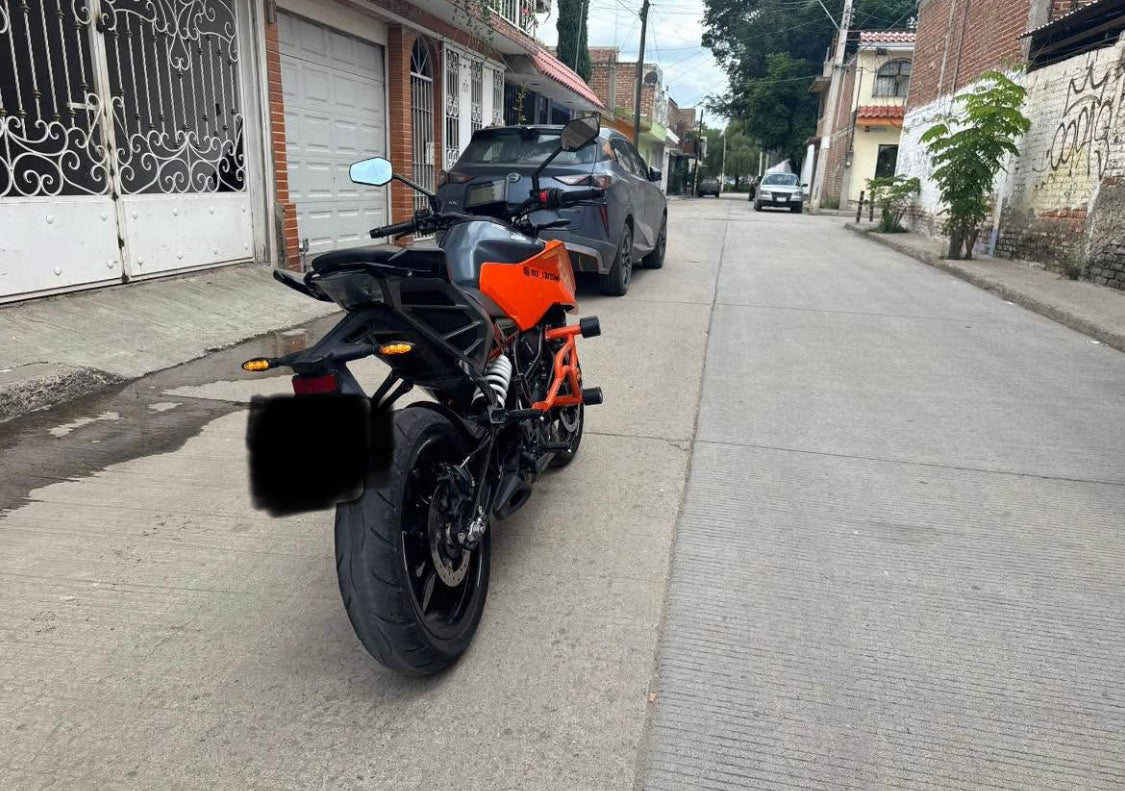 KTM  Duke 250  Año 2024