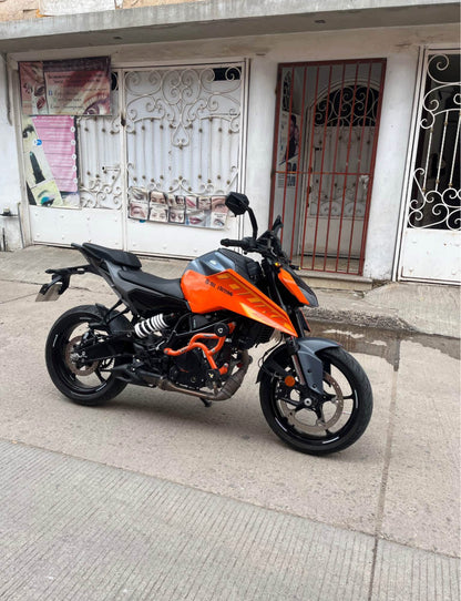 KTM  Duke 250  Año 2024