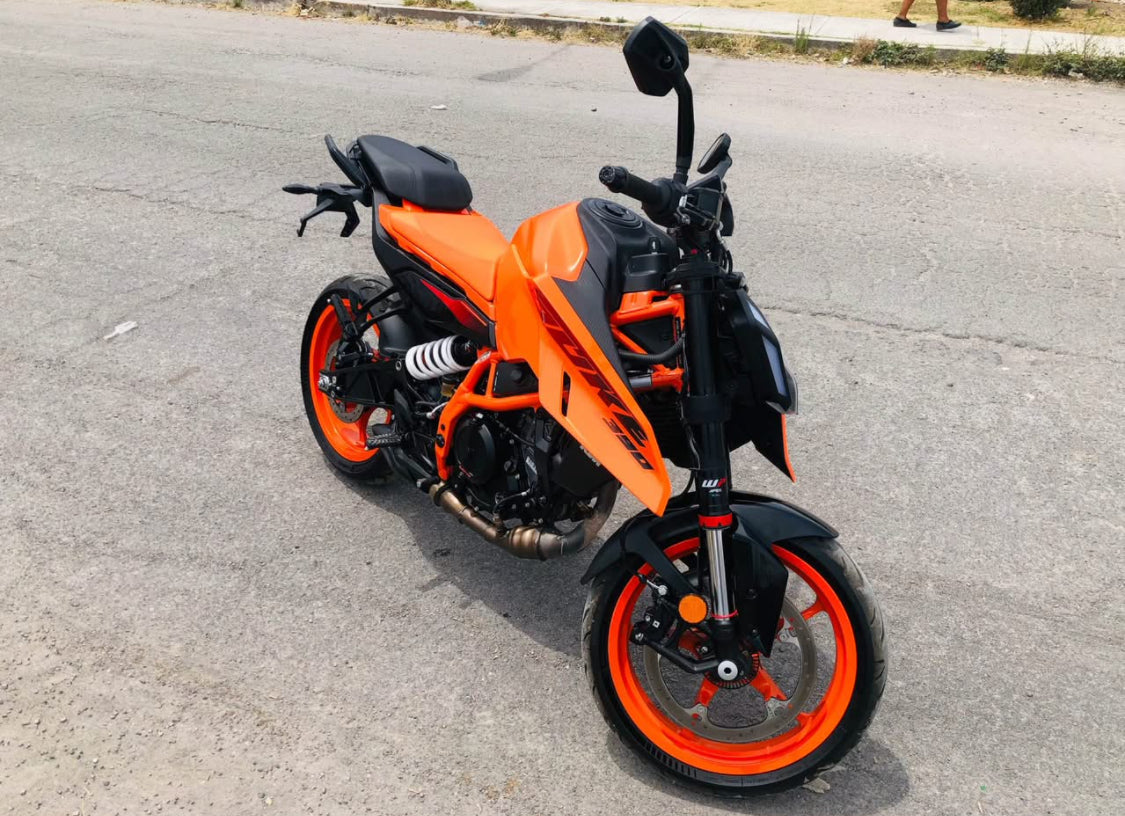 KTM  Duke 390  Año 2024
