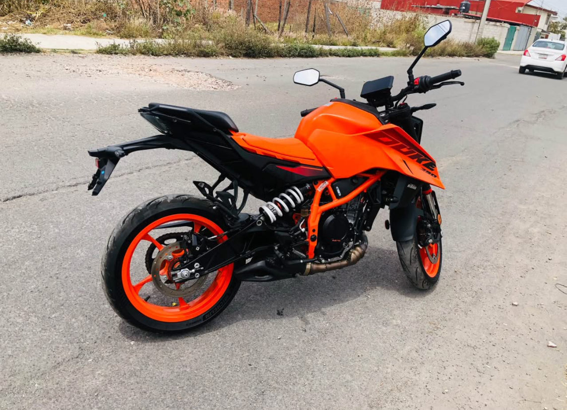 KTM  Duke 390  Año 2024