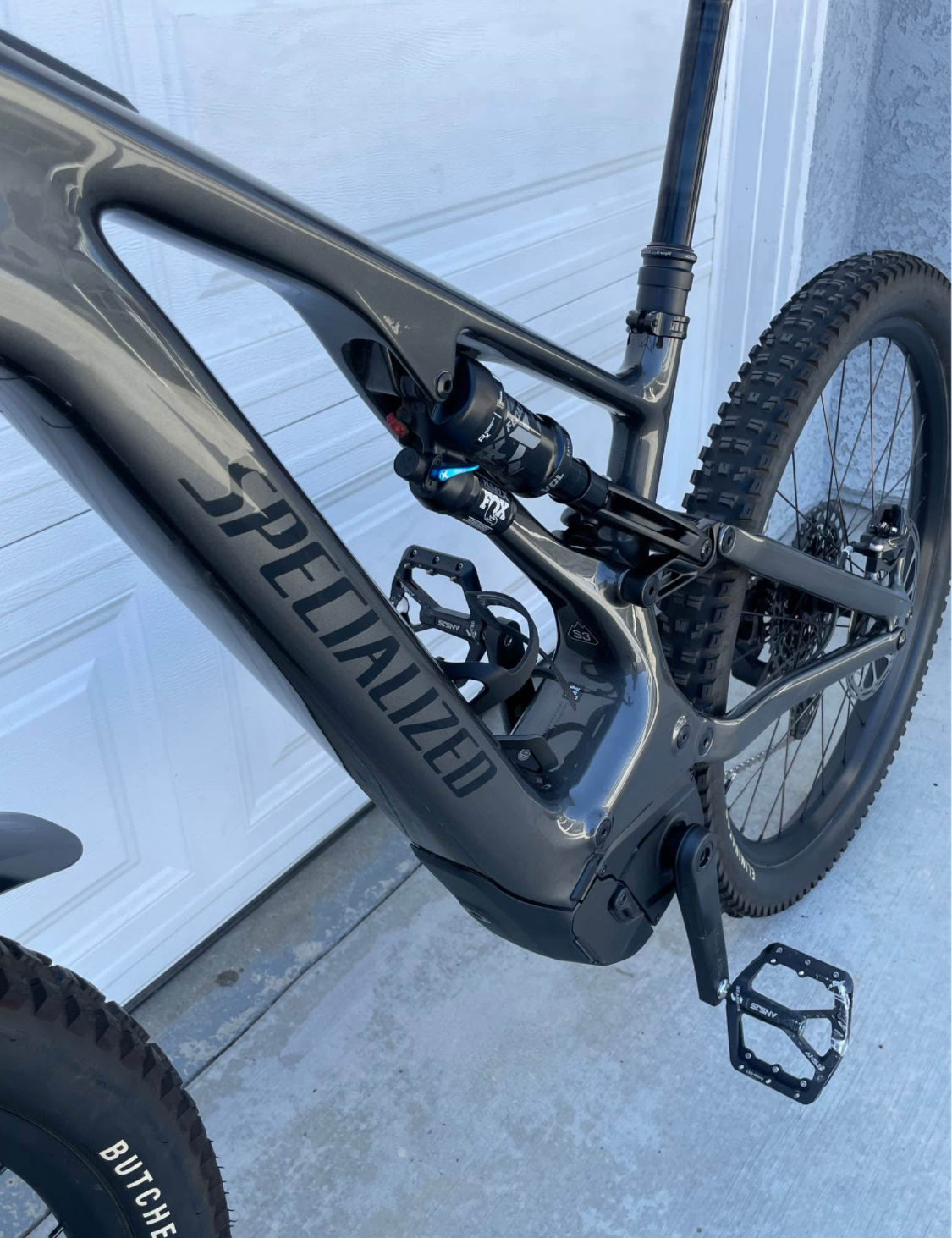 Specialized  Turbo Levó  R 27. 5