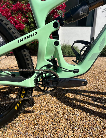 YETI  SB 160 XL  Año 2024