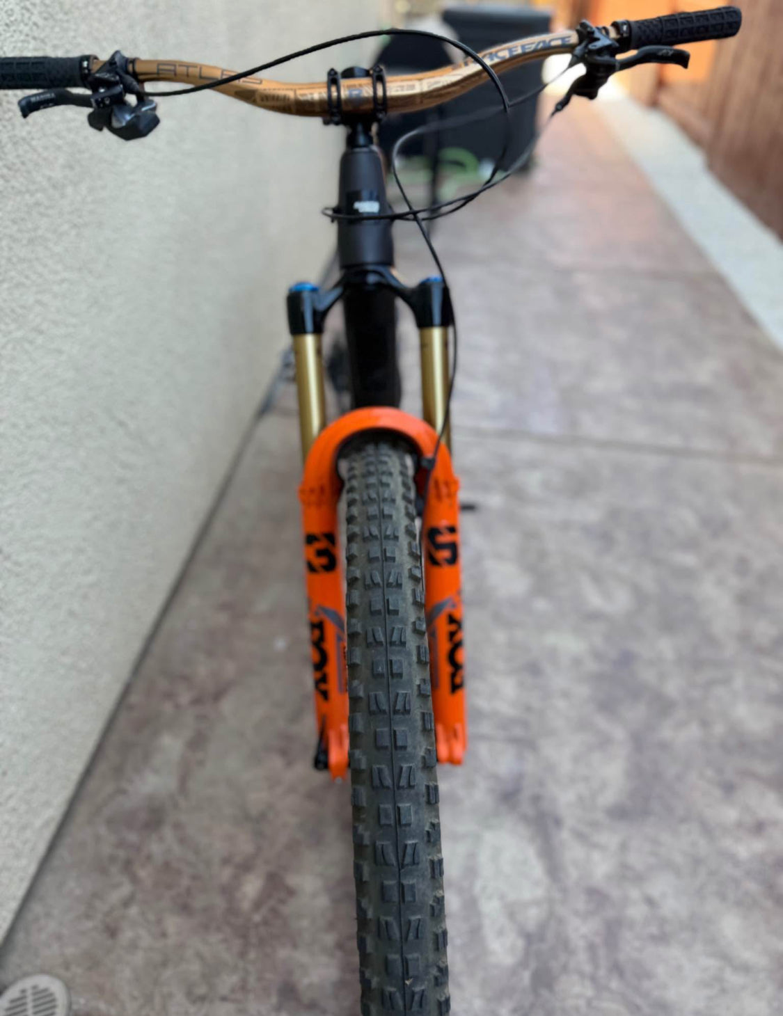 Santa Cruz  Nómad C  Año 2023