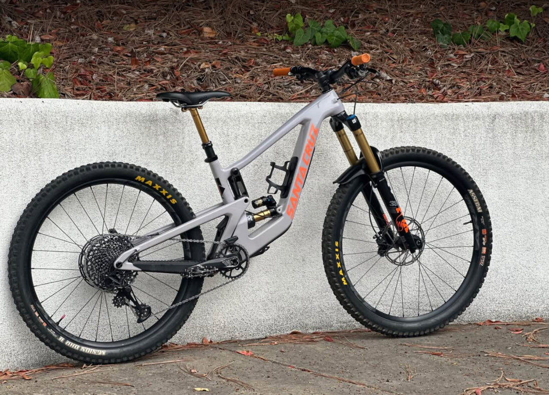 Santa Cruz  Nómad  R 27.5  Año 2024