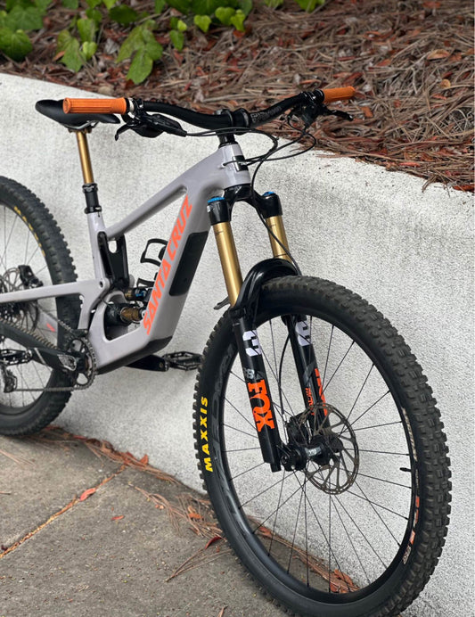 Santa Cruz  Nómad  R 27.5  Año 2024