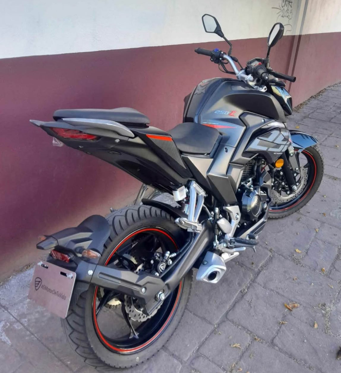 Italika  250z  Año 2024