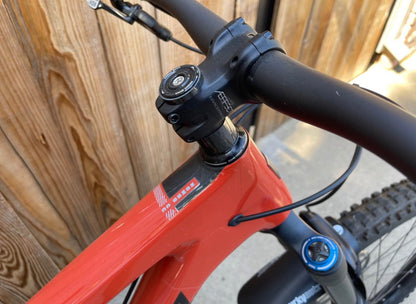 Santa Cruz  Nomad XO R 27.5  Año 2019