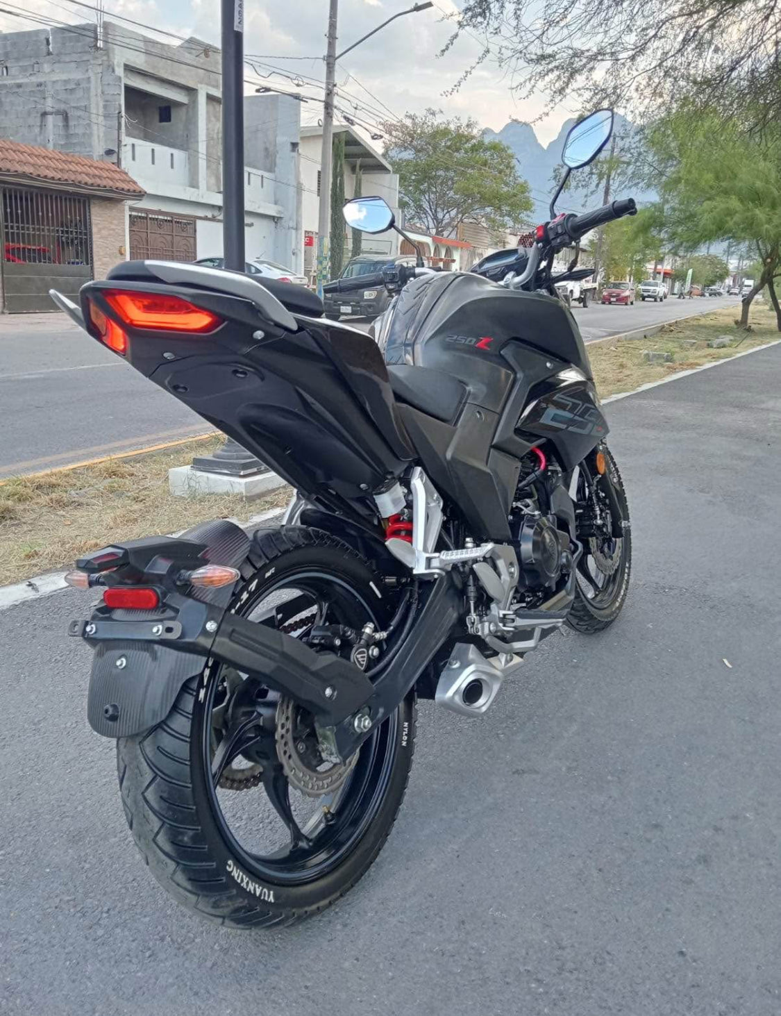 Italika  250z  Año 2024