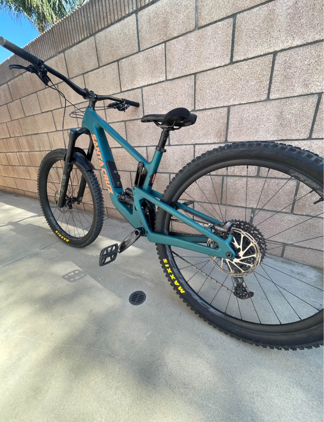 Santa Cruz  Hightowerc R 29  Año 2022