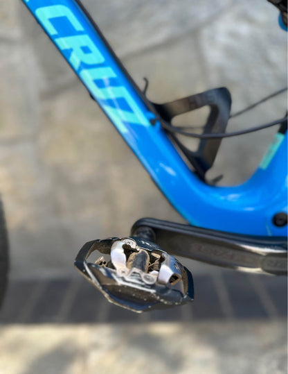 Santa Cruz  5010 cc  Año 2016