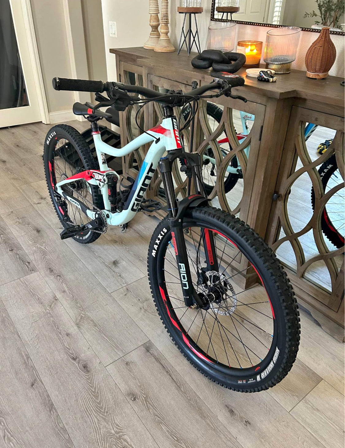 Giant trance  R29 Año 2019