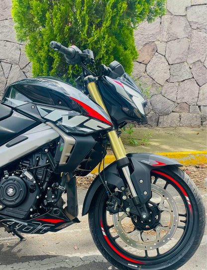 Bajaj NS 400z  Año 2024