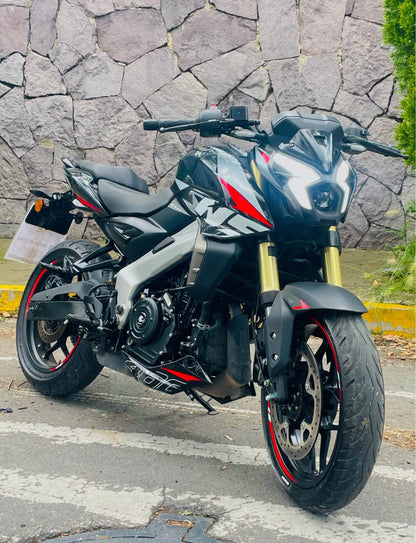 Bajaj NS 400z  Año 2024