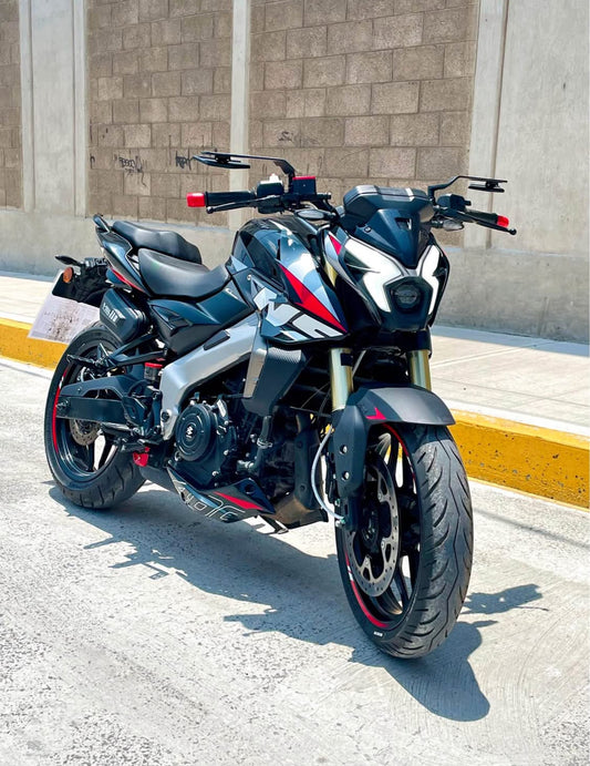 Bajaj NS 400z  Año 2024