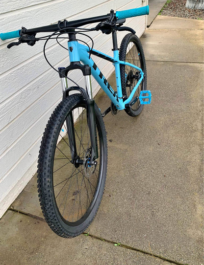 Trek Marlon 5  R 27.5  Año 27.5