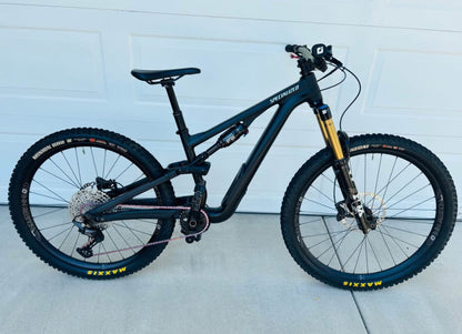 Specialized  Stumpjumper 15  R 27.5  Año 2024