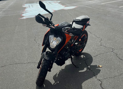 KTM  Duke 200 Año 2023