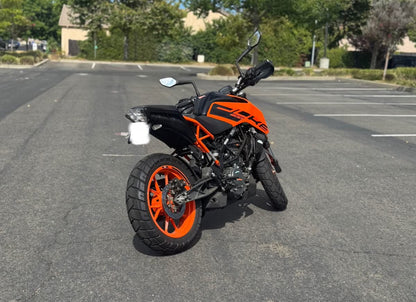 KTM  Duke 200 Año 2023