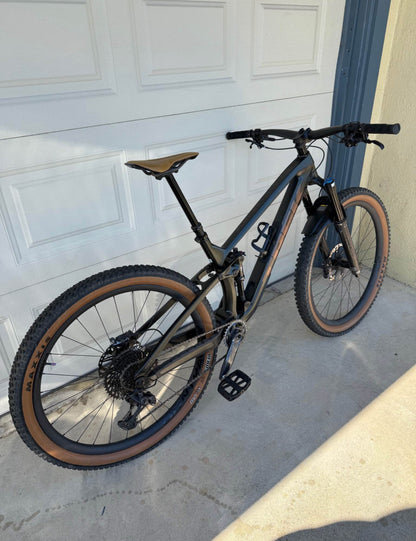 Trek Mountain  R 27.5 Año 2022