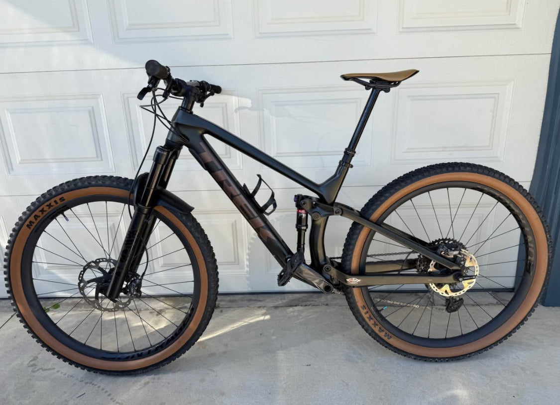 Trek Mountain  R 27.5 Año 2022