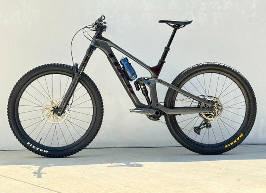 Trek slash  Carbón Full R 29  Año 2023