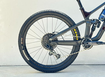 Trek slash  Carbón Full R 29  Año 2023