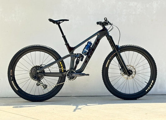 Trek slash  Carbón Full R 29  Año 2023