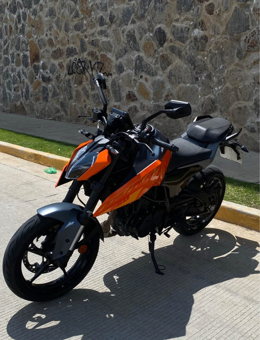 KTM  Duke 250  Año 2024