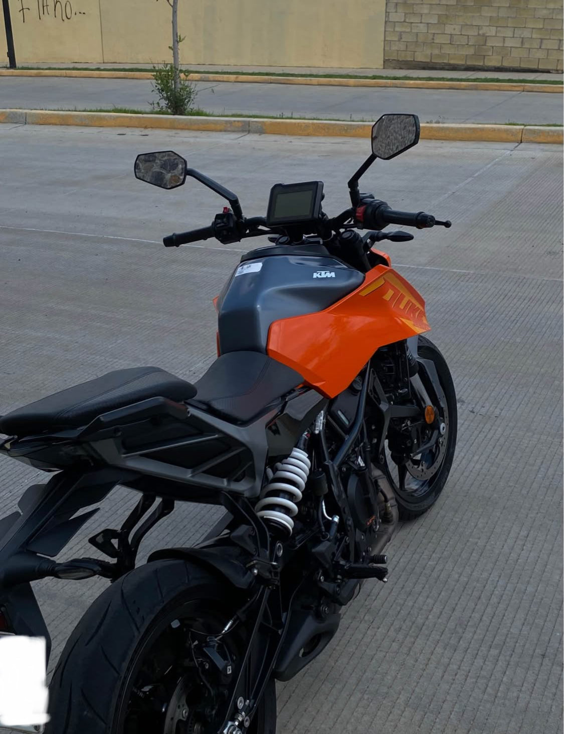 KTM  Duke 250  Año 2024
