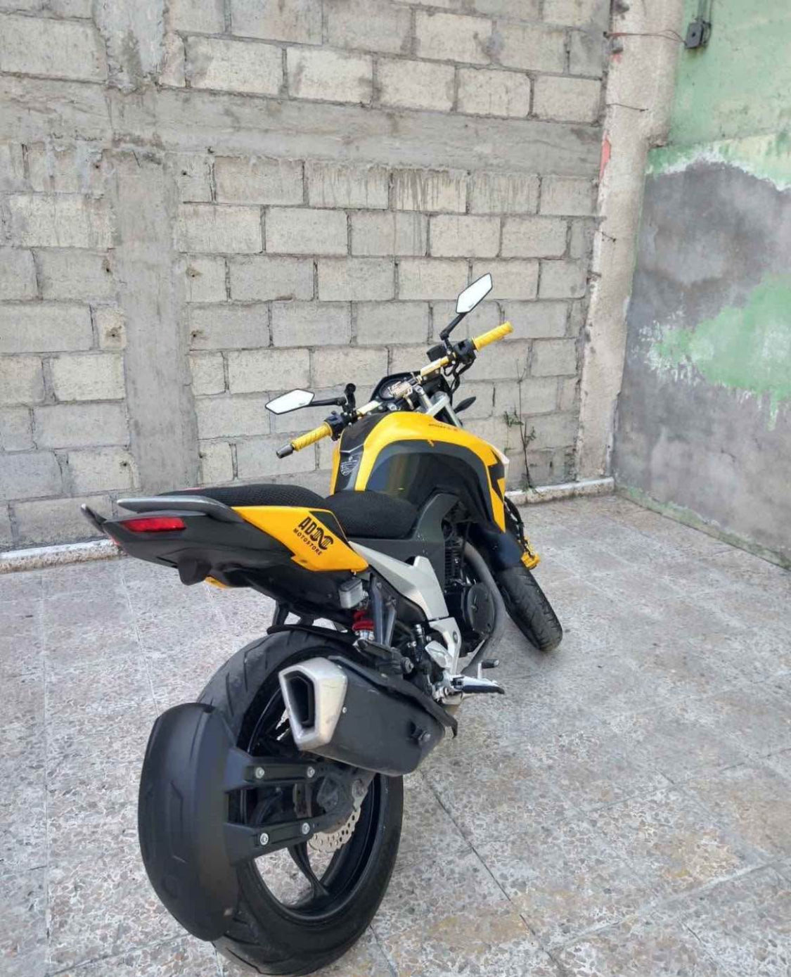 Italika  250z  Año 2023