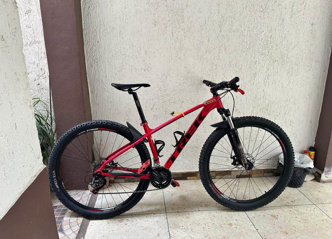 Trek  Marlin 4 gen  R 27.5  Año 2023