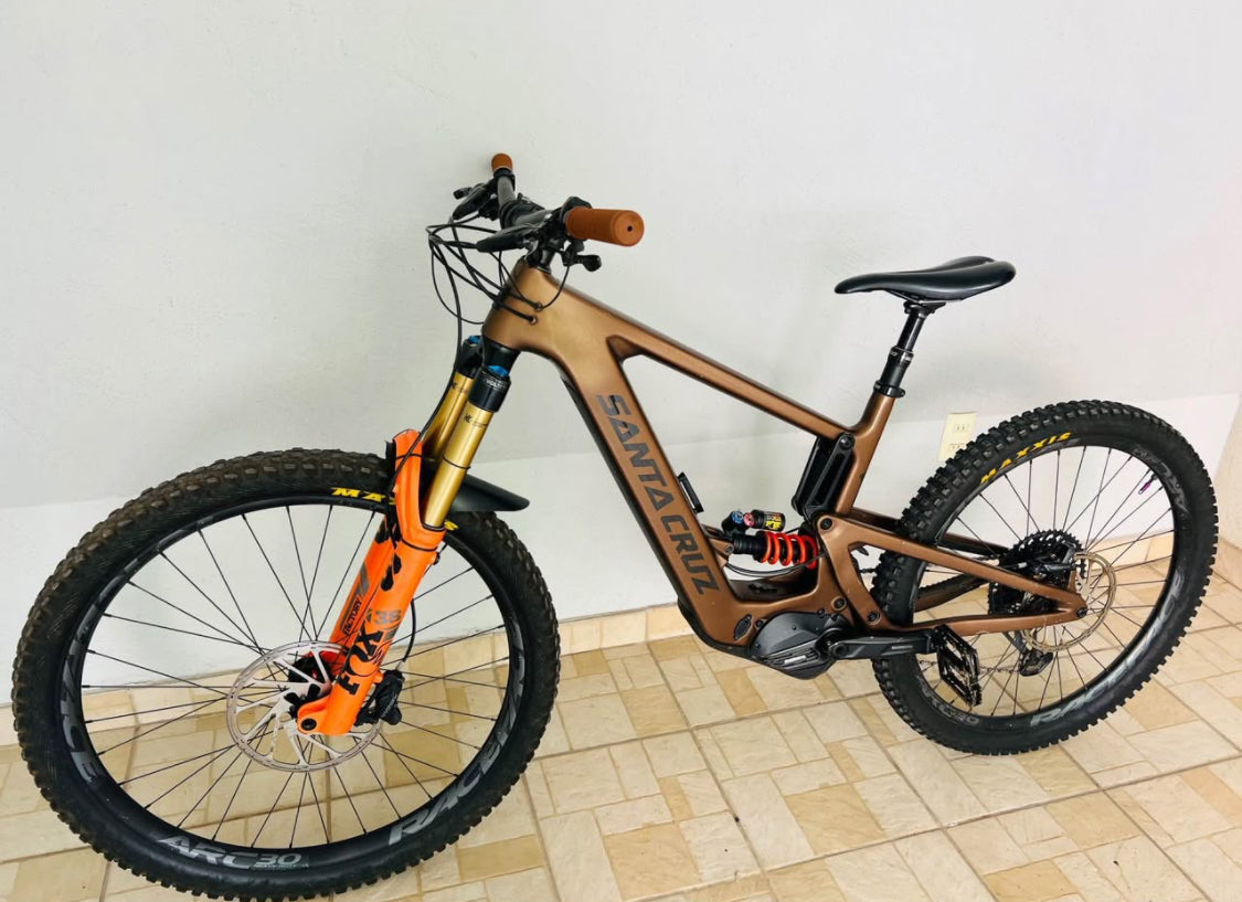 Santa Cruz  Bulllit  R 27.5 Año 2022