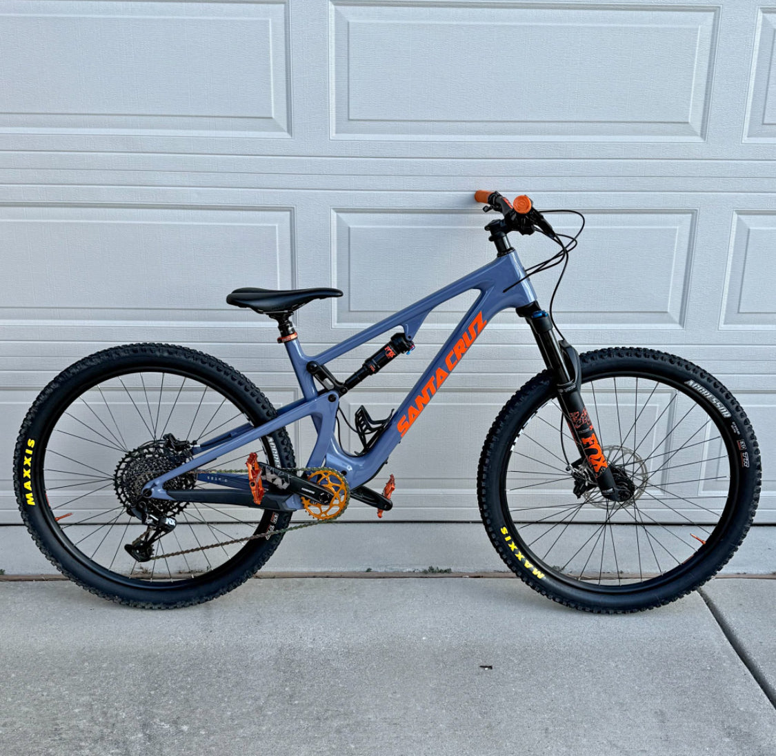 Santa Cruz  5010 Carbon  R 27.5  Año 2019